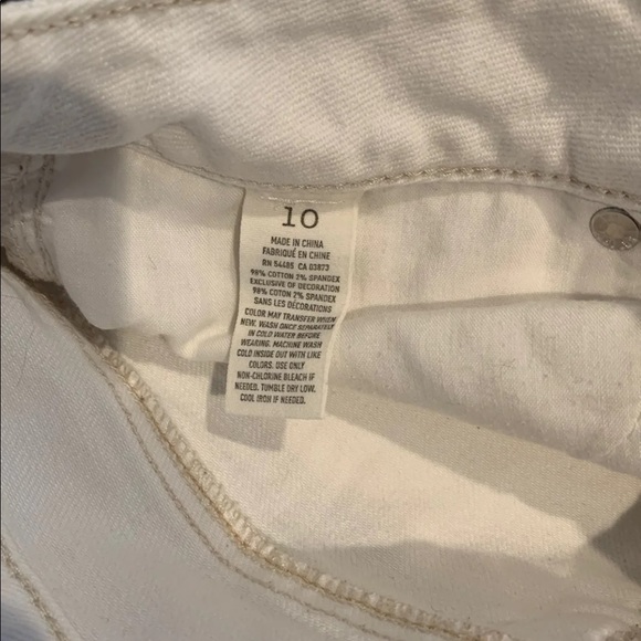 Shorts - Picture 3 of 3